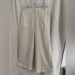 Loft outlet wide leg, crop linen pants.